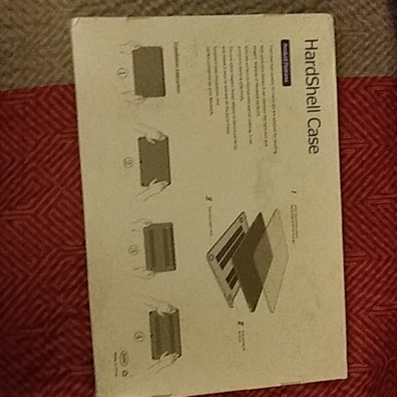 MacBook HardShell Case - Picture 2 of 2